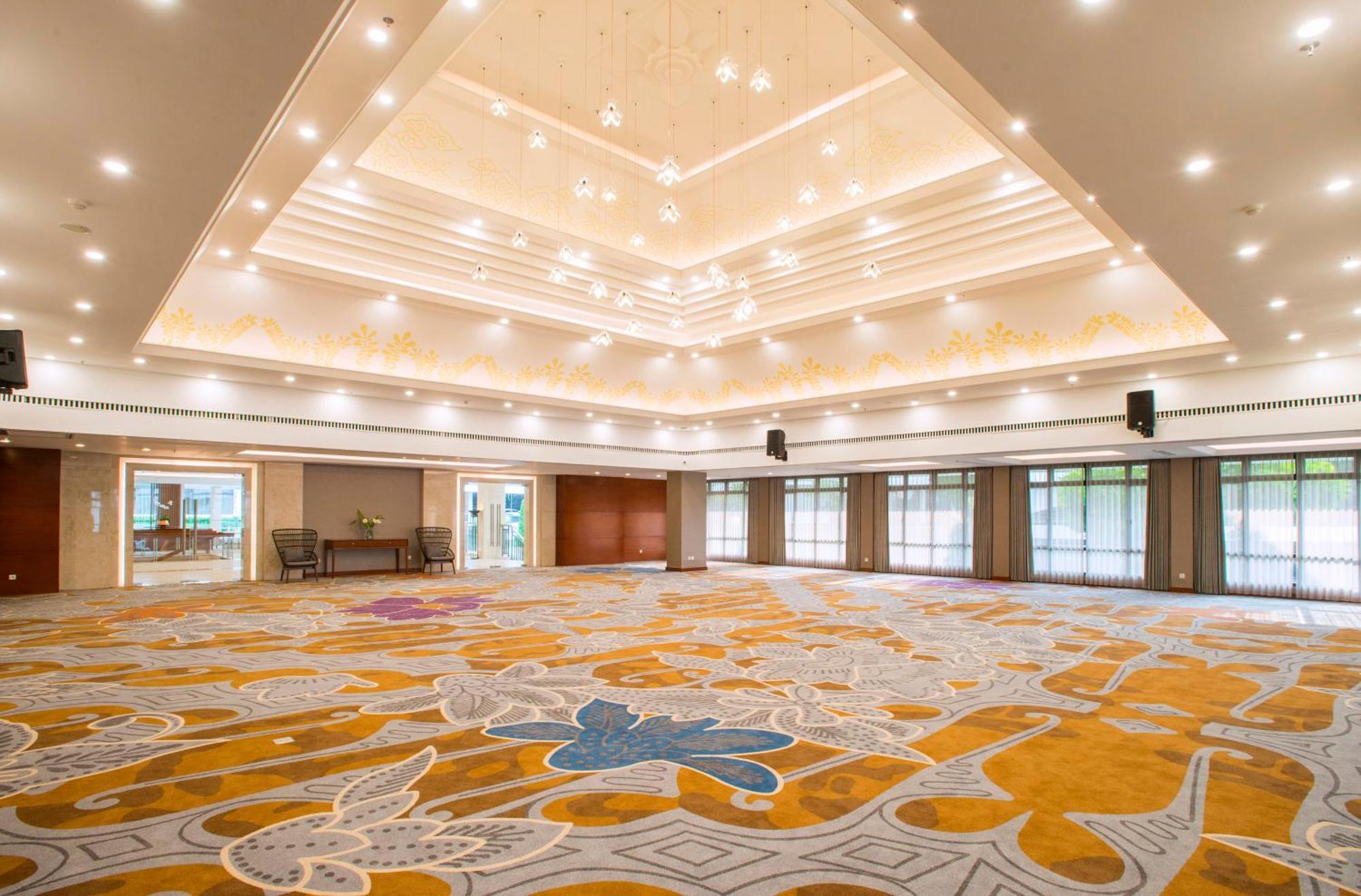 Surya Hotel & Cottages Prigen Ngoại thất bức ảnh